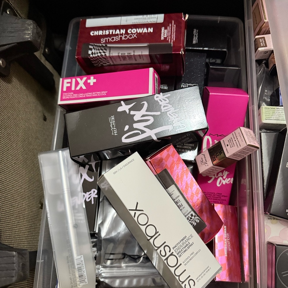 Setting Sprays and Primers Assorted